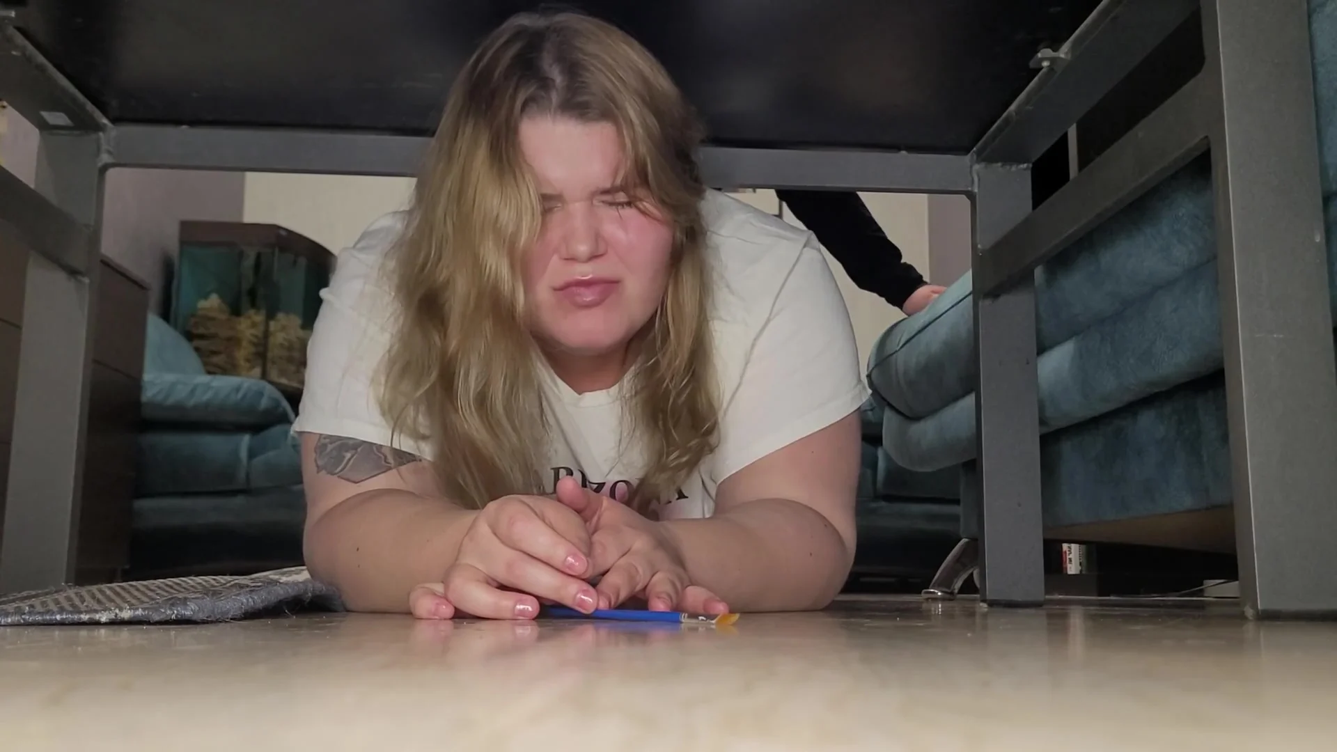 Cum On The Submissive Cute Paintress Big Ass