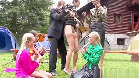 Goldenshower fetish eurobabes outdoor fuck