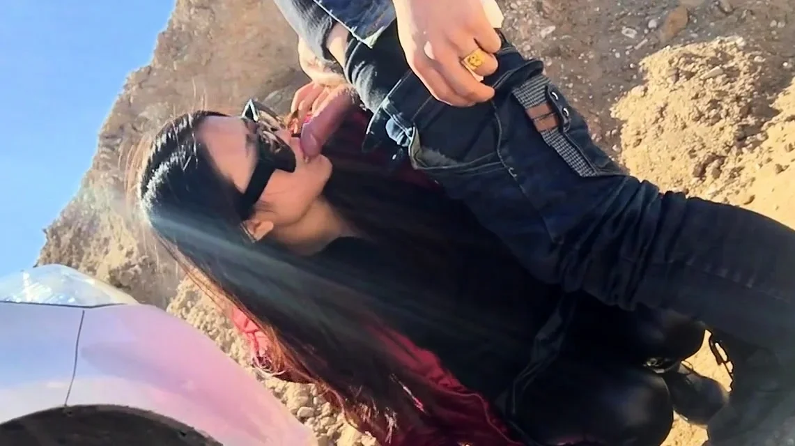 AMATEUR CHINESE FETISH  SLUT FUCK IN THE PUBLIC
